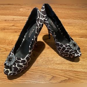 Nina New York Black & White Print Heel with Rhinestone Accent